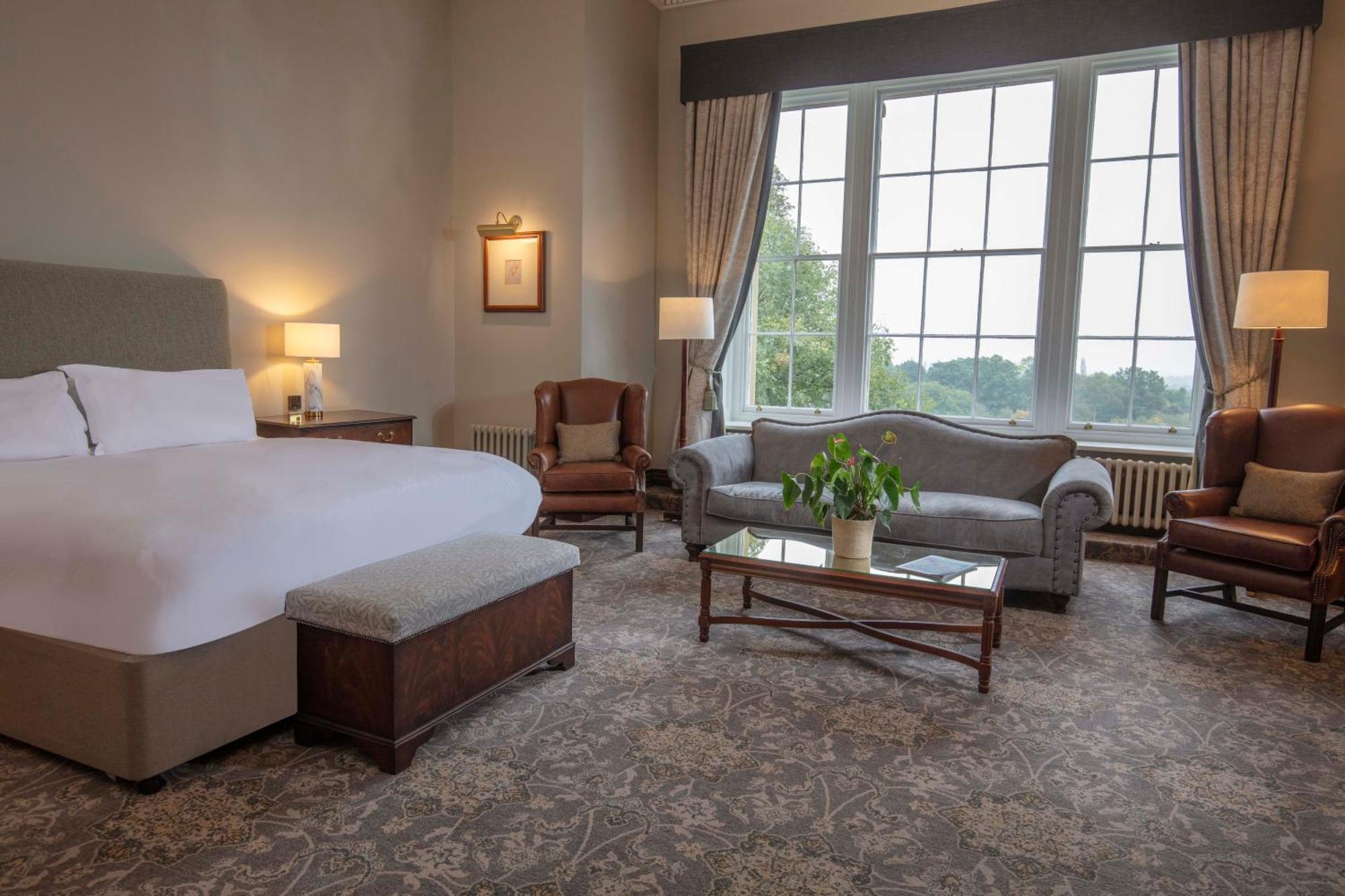 Junior Suite,1588036287:JPEG